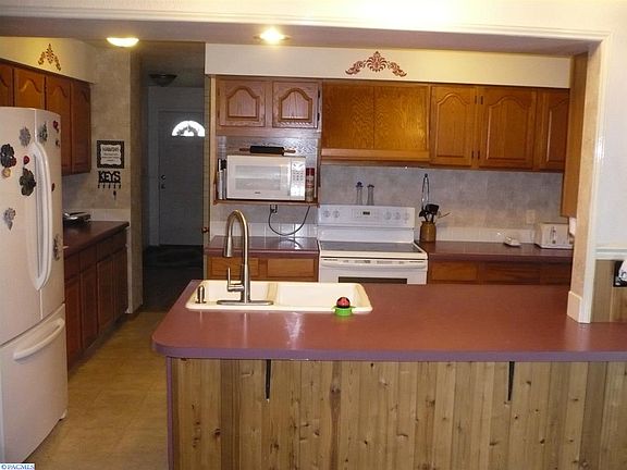 5th image of 6813 W Willamette Ave