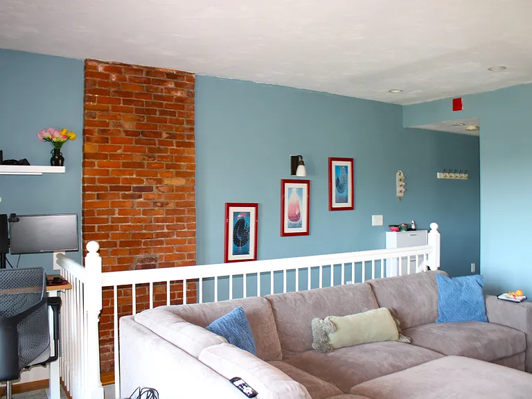 53 Thomas Park #1 — Photo 3