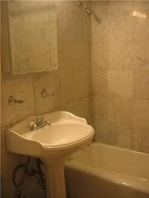 Rented by Keller Williams NYC | media 24