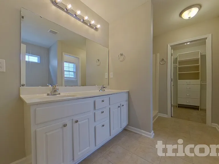 443 Laurel Mist Ln — Photo 10