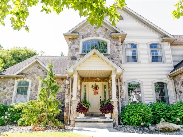 8808 Eastlynn Ave NW, Massillon, OH 44646