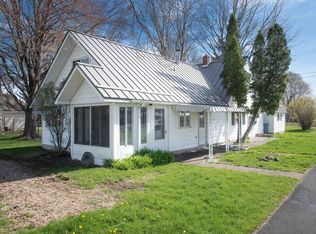 2521 S Poseyville Rd, Midland, MI 48640