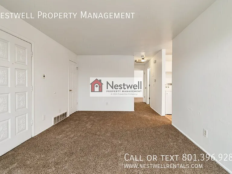 1881 W Lake Park Dr #4 — Photo 7