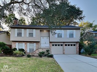 15218 Tresch Ln, Webster, TX 77598