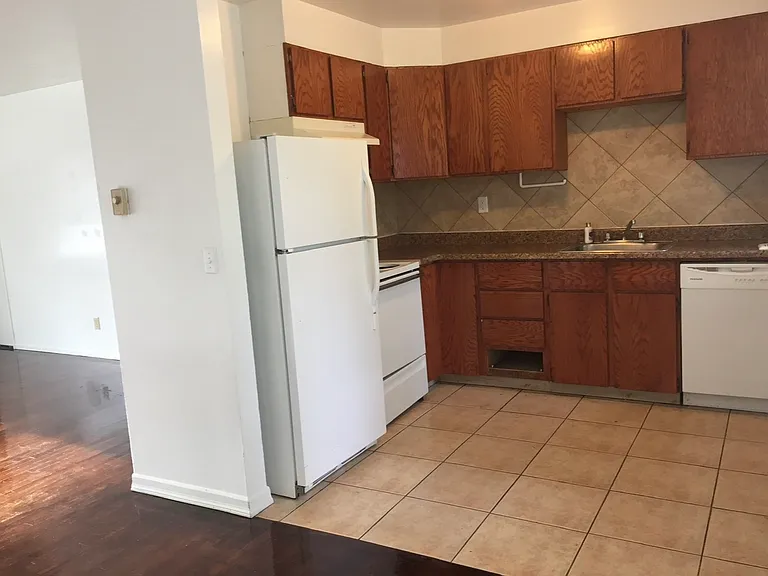12633 SE Mill Ct — Photo 4