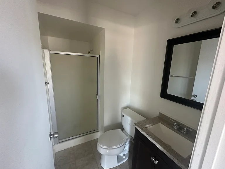 413 W Glenoaks Blvd #8 — Photo 6