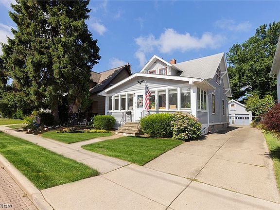 5th image of 1346 Park Row