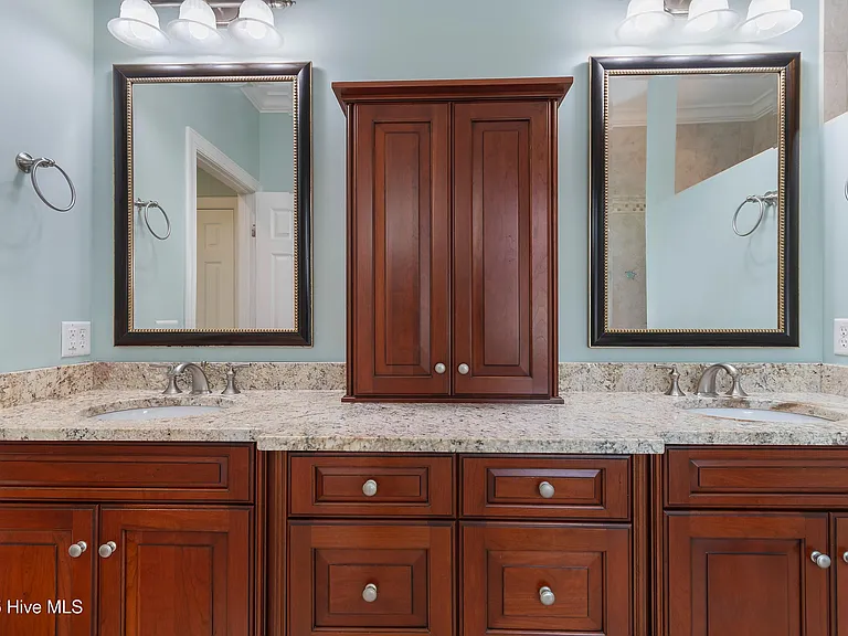 3792 Bancroft Pl — Photo 19