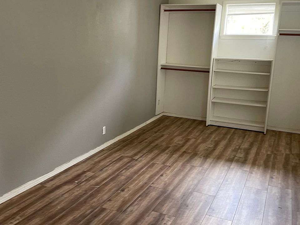 1st image of 819 Nob Hill Ave N APT 106