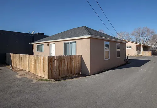 241 Linden St Photo 1