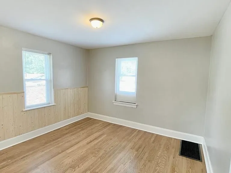 Pardella Ave — Photo 22