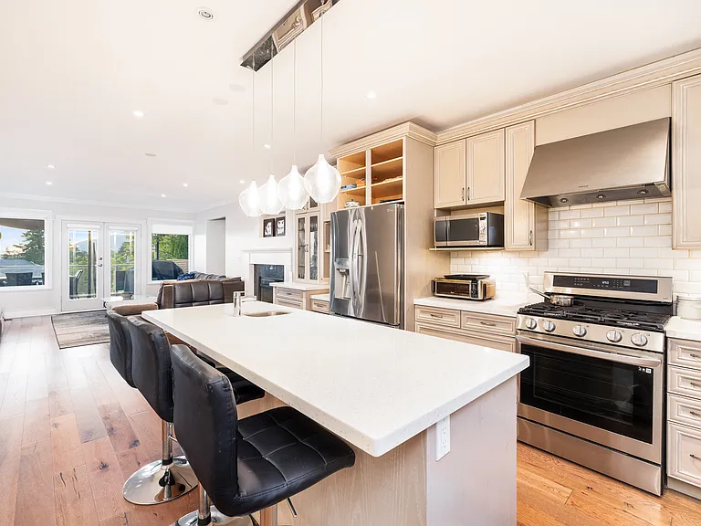 4350 Starlight Way — Photo 10