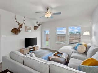 207 Greenbriar Ln, McKinney, TX 75069