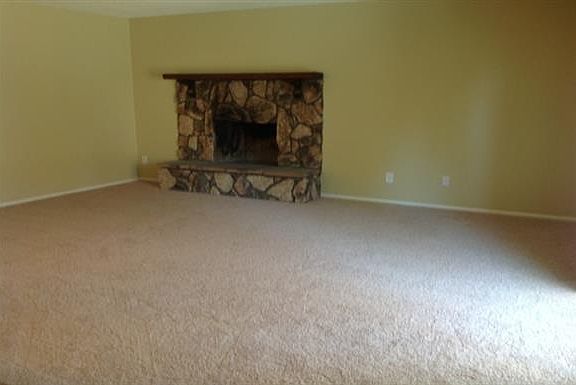 3rd image of 5446 W Desert Hills Dr