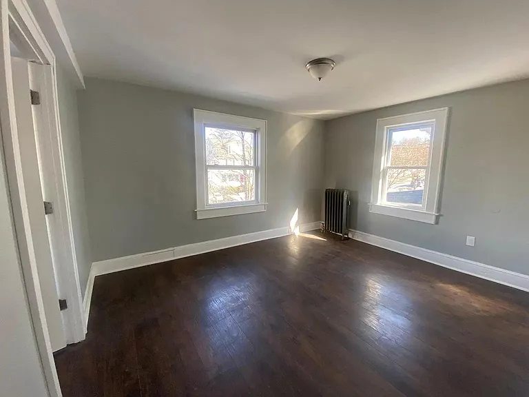 1004 Grandview St #2 — Photo 2