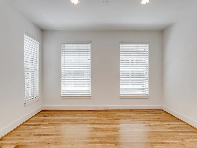 3428 Rosedale Ave #D — Photo 8