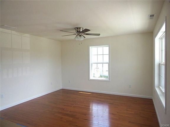4th image of 615 S Lee Ave