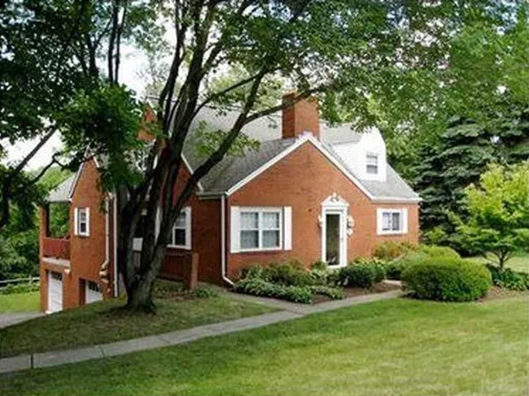 831 Field Club Rd, Pittsburgh, PA 15238