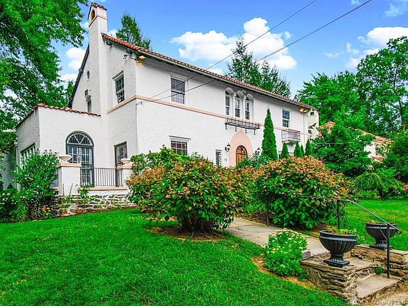 2nd image of 75 Ellwood Ave