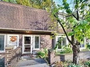 6943 W Fitzwater Rd #20, Brecksville, OH 44141