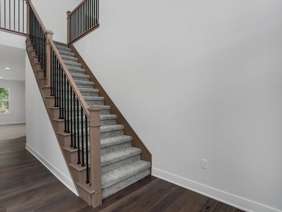 359 Amelia Cir, photo 3