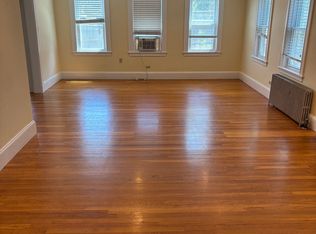 27 Elliot St, Newton Highlands, MA 02461
