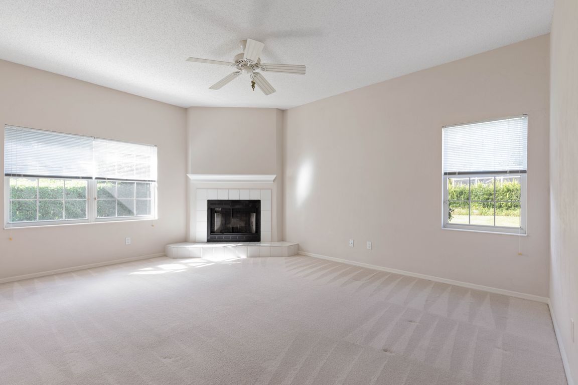 next background image