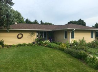 8629 N Sunset Ct, Byron, IL 61010