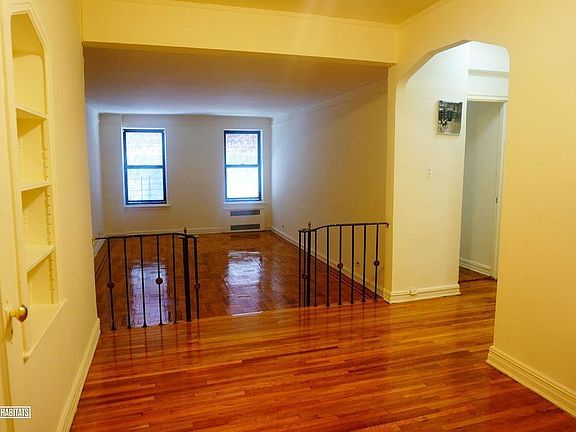 2nd image of 8615 Elmhurst Ave APT 1L