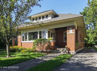 182 N Larch Ave, Elmhurst, IL 60126