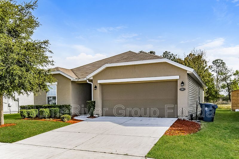 1st image of 15911 Hutton Ln