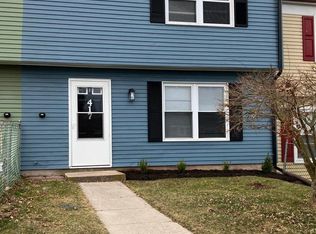 417 Red Tulip Ct, Taneytown, MD 21787