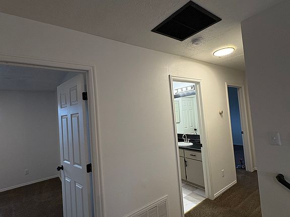 4th image of 113 W Sunset Dr #113