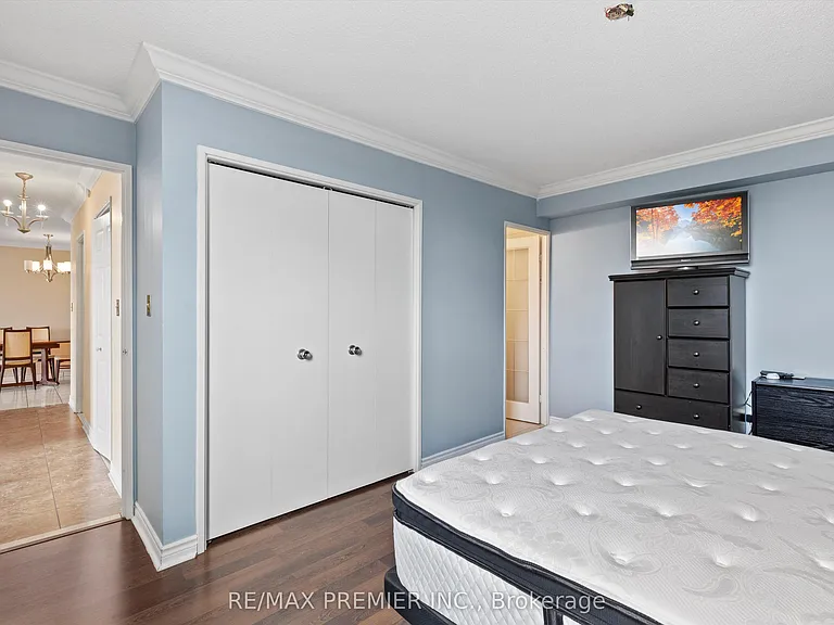 240 Scarlett Rd #711 — Photo 19