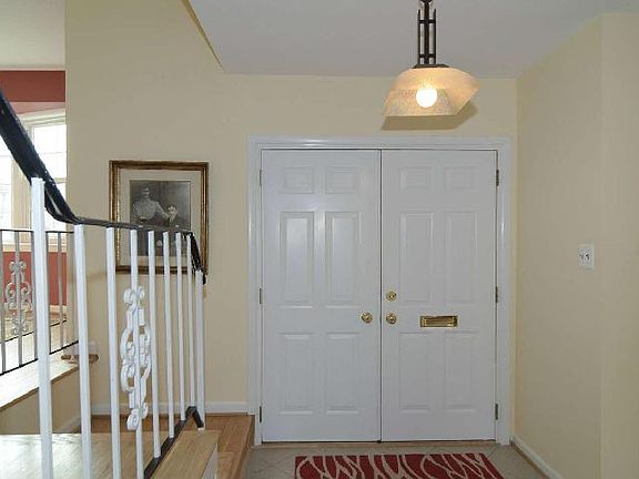 2nd image of 8511 Wilkesboro Ln