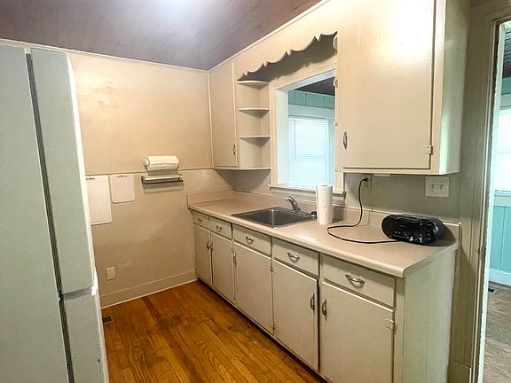 3rd image of 107C Yearwood Ave #C