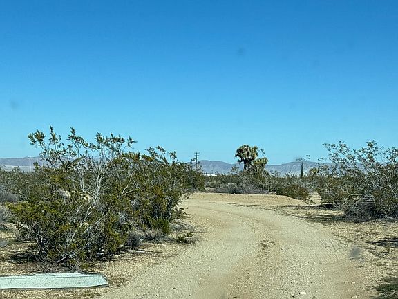 4th image of 60388 Meliz Rd