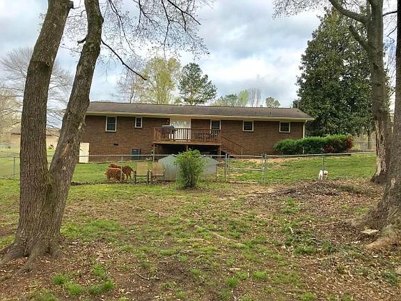 4th image of 2242 Nolen Dr