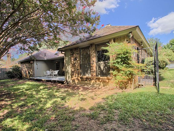 5th image of 1619 Hyland Greens Dr