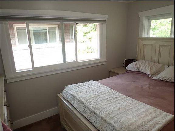 5th image of 607 E Ramona Ave