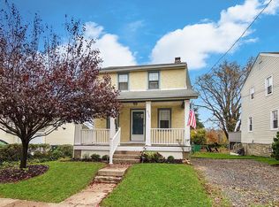 2733 Hazel Ave, Glenside, PA 19038