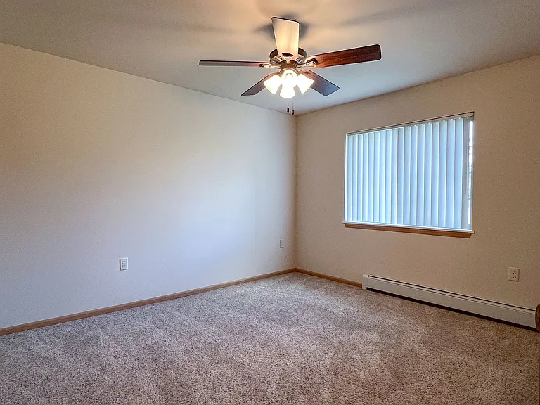1201 N Memorial Drive 2401 Semling Dr — Photo 17