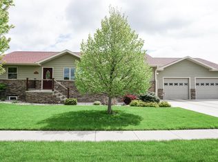 1118 Michigan Ave SW, Huron, SD 57350