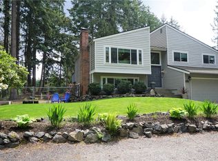 999 NE Melia Ln, Bremerton, WA 98311