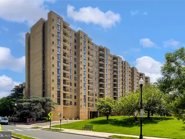 4500 S Four Mile Run Dr APT 804, Arlington, VA 22204