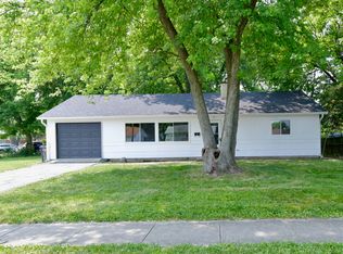 14 Eastridge Dr, Greenwood, IN 46143