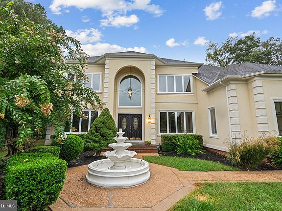5th image of 5604 Dean Chapel Ct