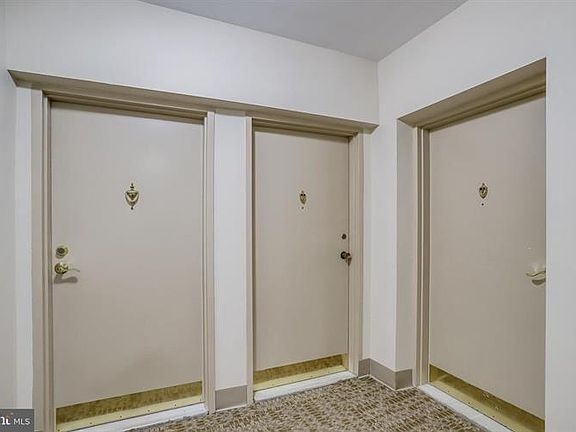 5th image of 1931 N Cleveland St APT 501