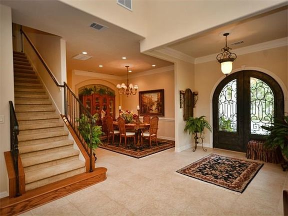 Entry and Formal Dining