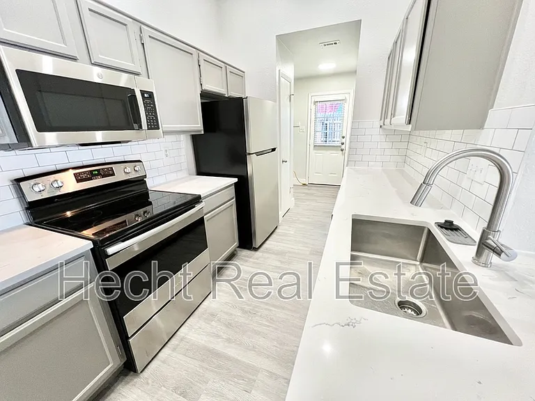 2308 Fuzz Fairway #B — Photo 14